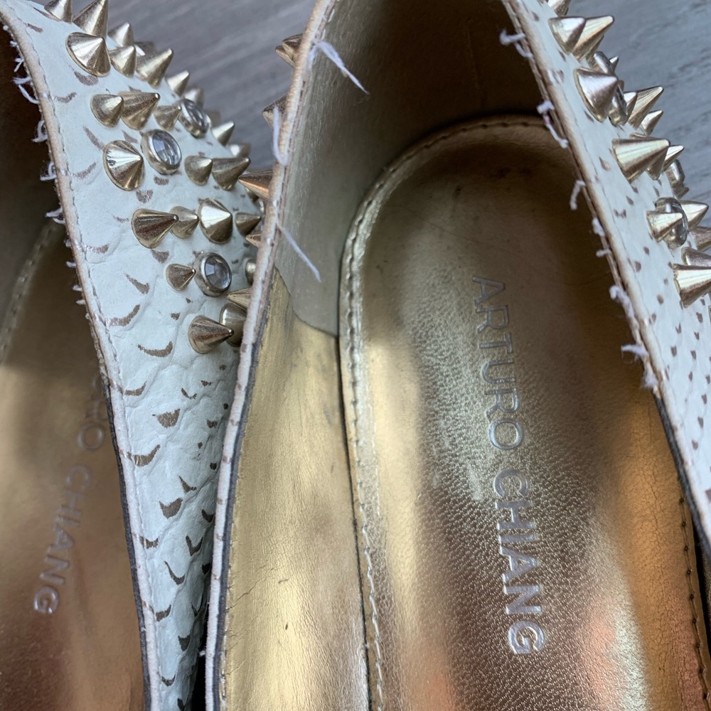 Loafers - Picture 2 of 4